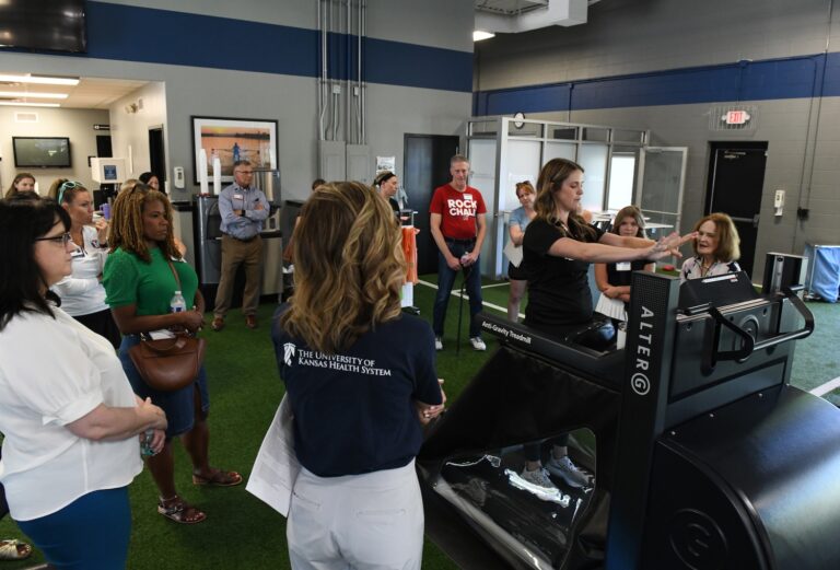 2406_EM_KUEndowment_Tour of The University of Kansas Health System Sports Medicine and Performance Center_2024_DSC_3432