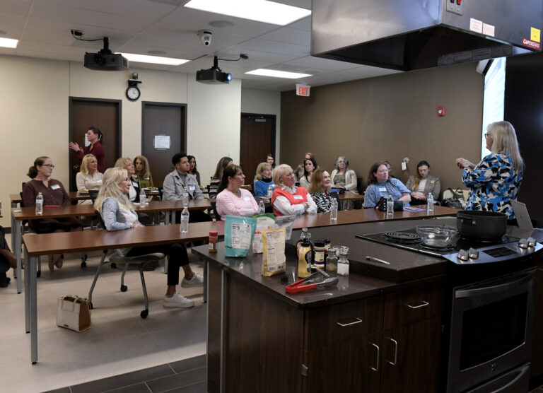 2504_EM_KU Endowment_Culinary Medicine- How Nutrition Supports Brain Health_CRC Tour_2025_DSC_9081